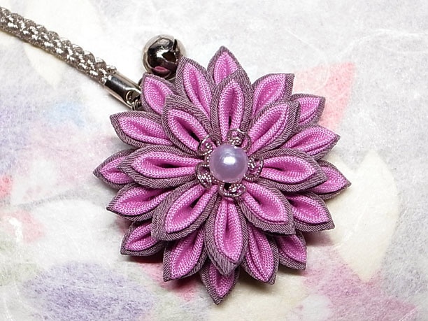 つまみ細工・帯飾り「菊花」