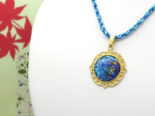 組みひもレジンペンダント「暁雲」