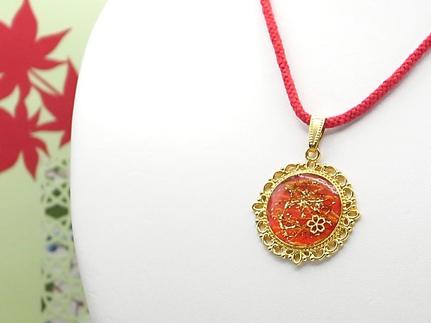 組みひもレジンペンダント「暁雲」