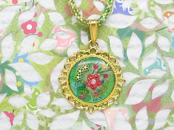 組みひもレジンペンダント「瑞雲」