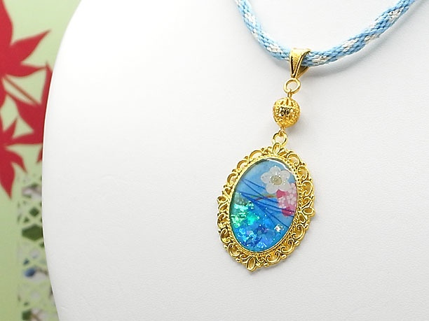 組みひもレジンペンダント「星霜」