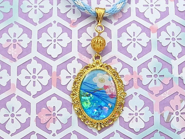 組みひもレジンペンダント「星霜」