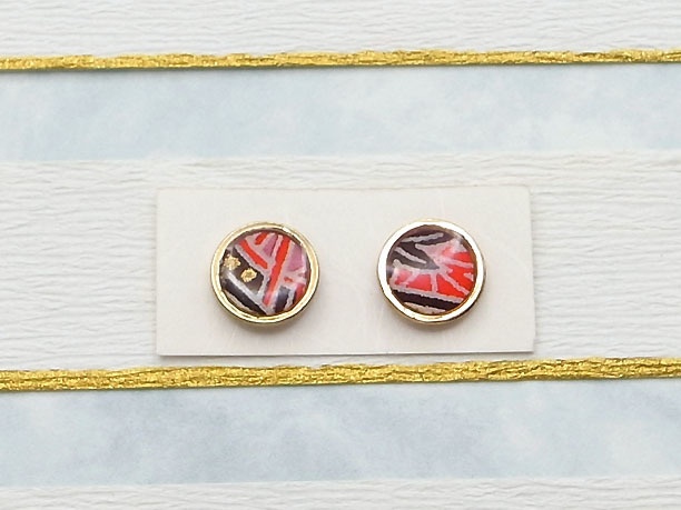 レジン・スタッドピアス「甲」