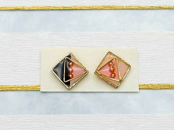 レジン・スタッドピアス「甲」