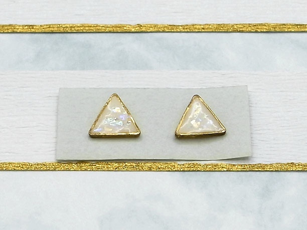 レジン・スタッドピアス「乙」
