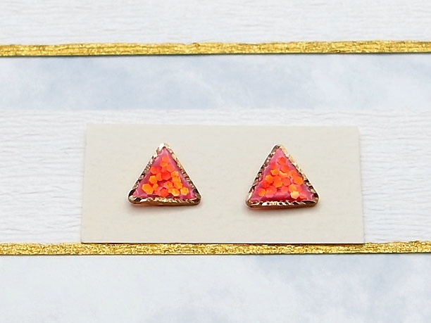 レジン・スタッドピアス「乙」