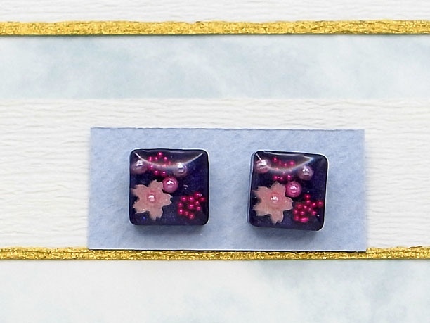 レジン・スタッドピアス「戊」