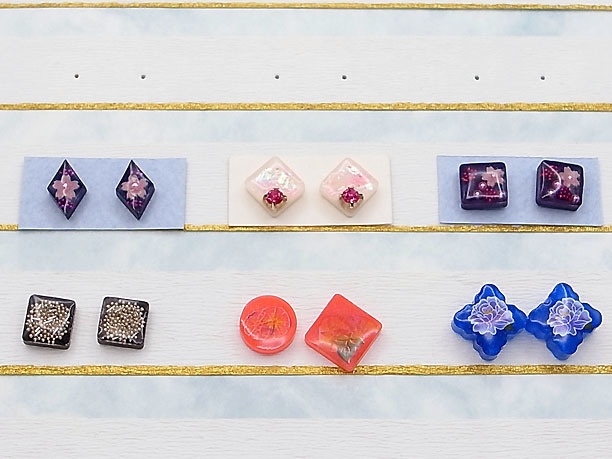 レジン・スタッドピアス「戊」