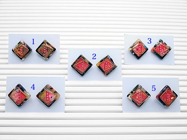 レジン・スタッドピアス「紅唇」