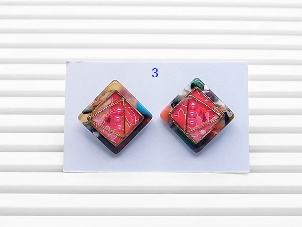 レジン・スタッドピアス「紅唇」