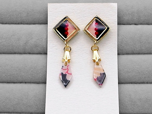 レジン・スタッドピアス「鎮守」