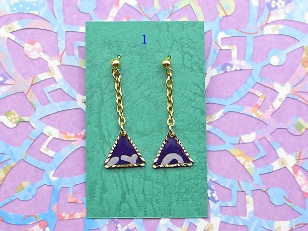 レジン・スタッドピアス「濃藍」