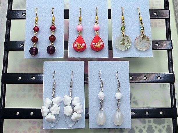 ビーズ・フックピアス「貴人」