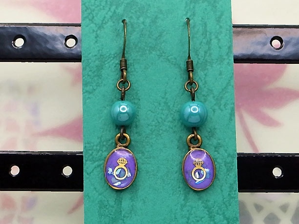 レジン・フックピアス「霊光」