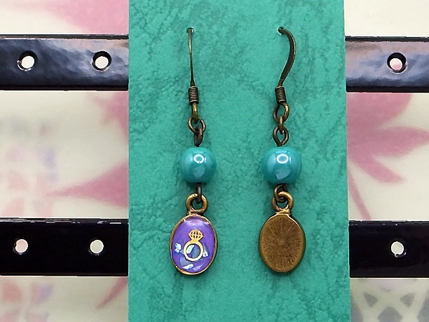 レジン・フックピアス「霊光」