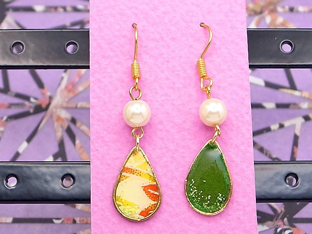 レジン・フックピアス雫「紅雨」