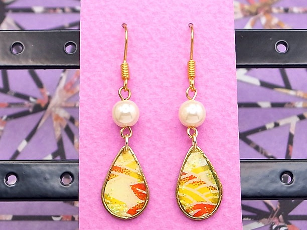 レジン・フックピアス雫「紅雨」