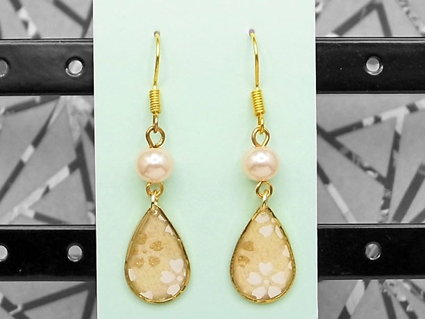 レジン・フックピアス雫「白雨」