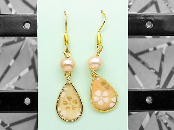 レジン・フックピアス雫「白雨」