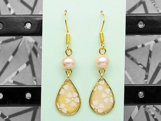 レジン・フックピアス雫「白雨」