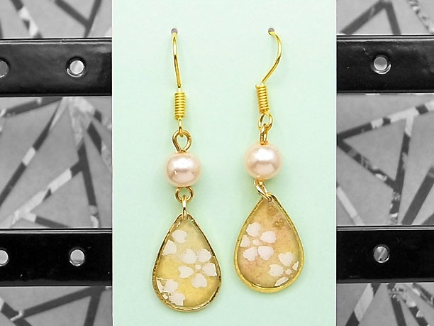 レジン・フックピアス雫「白雨」