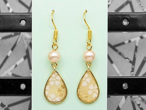 レジン・フックピアス雫「白雨」