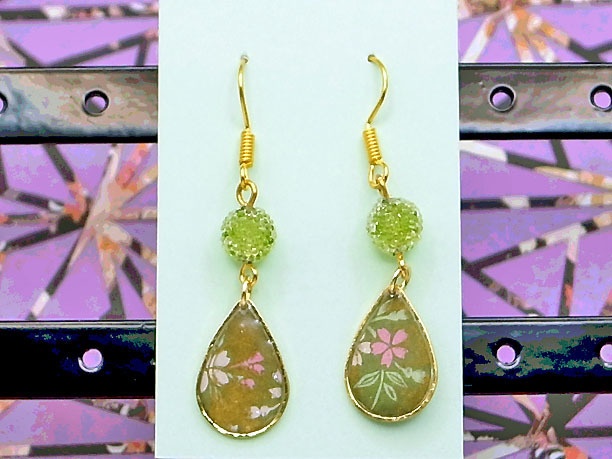 レジン・フックピアス雫「喜雨」