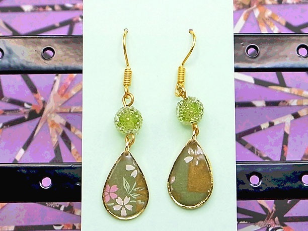 レジン・フックピアス雫「喜雨」