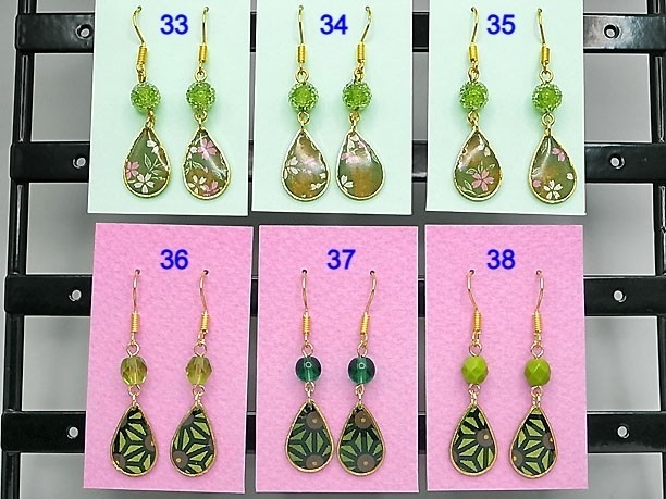 レジン・フックピアス雫「喜雨」