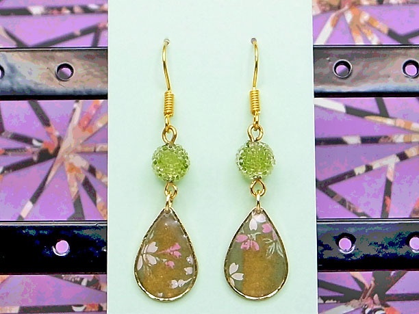 レジン・フックピアス雫「喜雨」