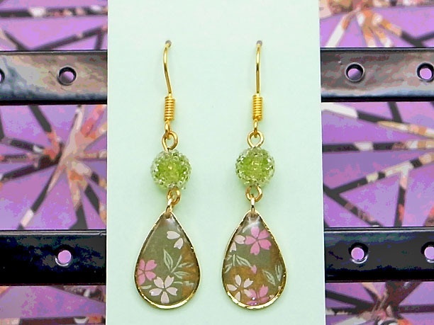 レジン・フックピアス雫「喜雨」