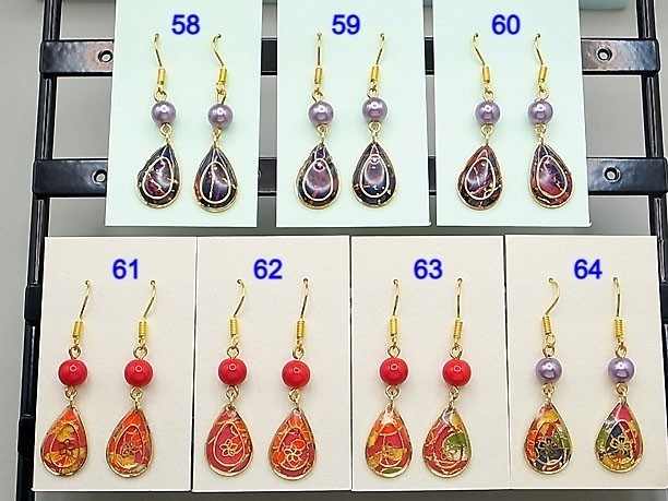 レジン・フックピアス雫「春霖」