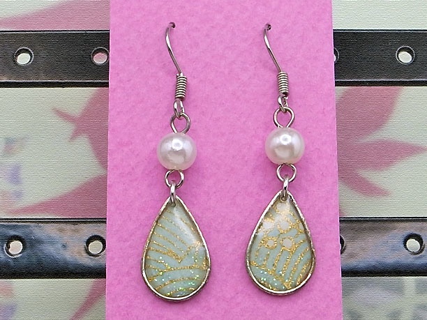 レジン・フックピアス雫「氷解」