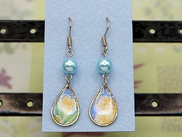 レジン・フックピアス雫「思慧」