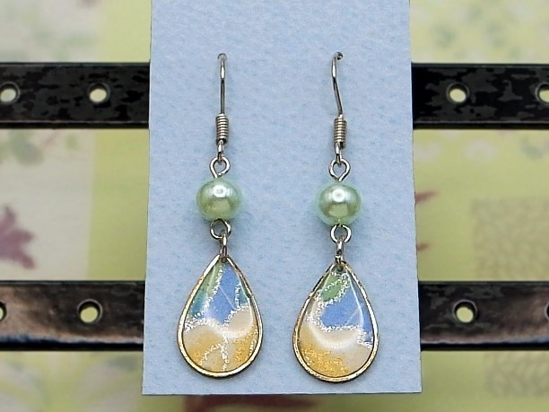 レジン・フックピアス雫「思慧」