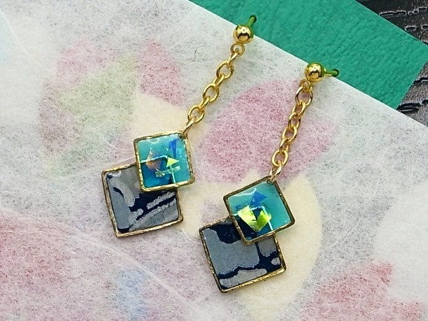 レジン・スタッドピアス「次縹」