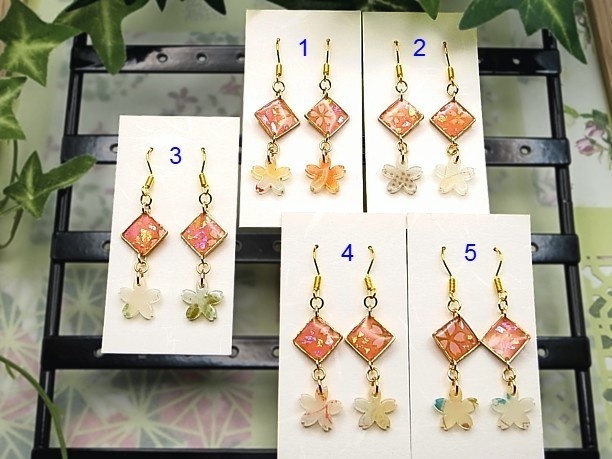 レジン・フックピアス「春曙」