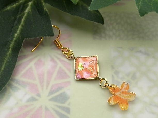 レジン・フックピアス「春曙」