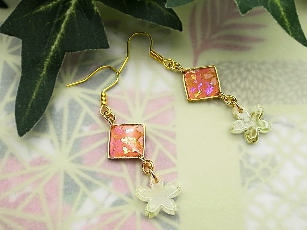 レジン・フックピアス「春曙」