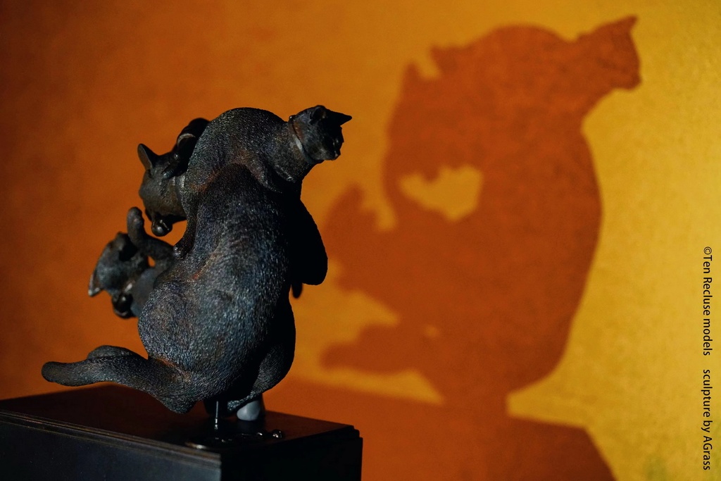 絵鏡台合かゝ身 みみずく・獅子・般若面(kit & 塗装済完成品)