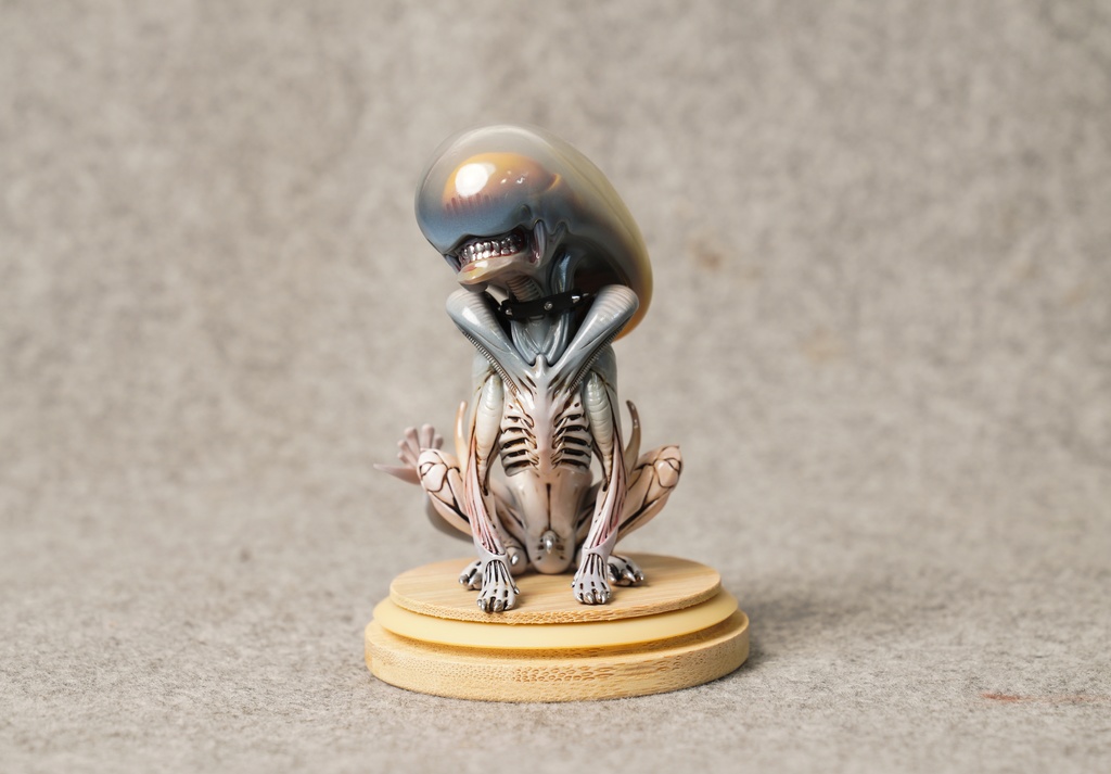 Alien boy (kit & 塗装済完成品)