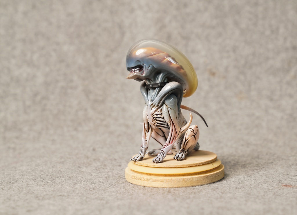 Alien boy (kit & 塗装済完成品)