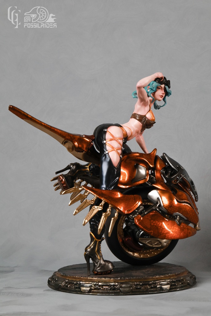 1:8 TOPAZ THE TIDEWALKER (Kit)