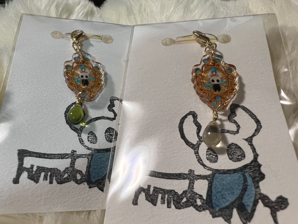 ペンダントトップ風アクリルキーホルダー