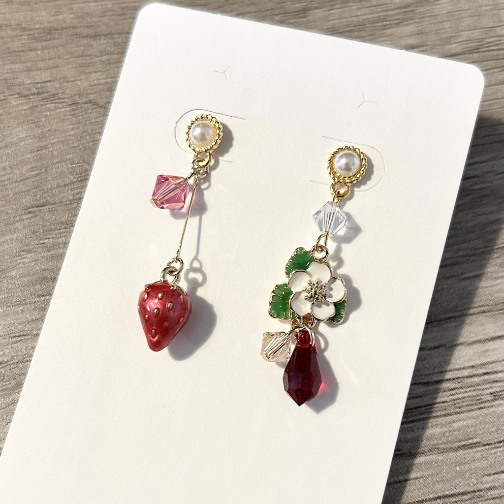 〖 受注生産 〗いちごプリンセス / ピアス・イヤリング 【受注期間：2026年5月23日〜2026年5月31日】