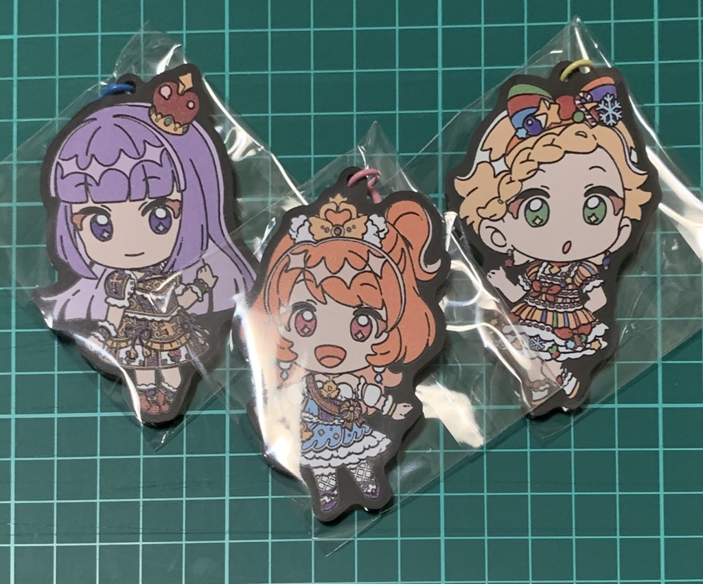 ルミナス アクリルキーホルダー