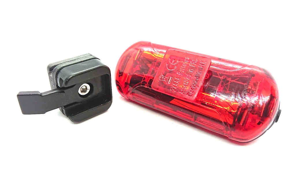 MOON(ムーン)リアライト用CATEYE(キャットアイ)変換アダプター