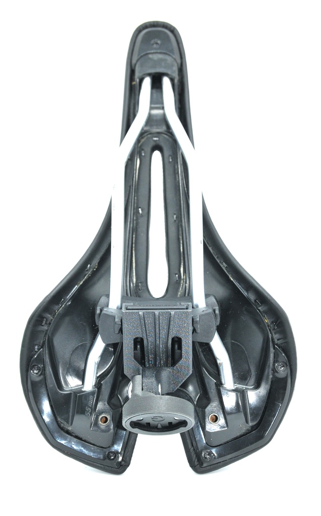 オルトリーブサドルバックマウント用ガーミンアタッチメント