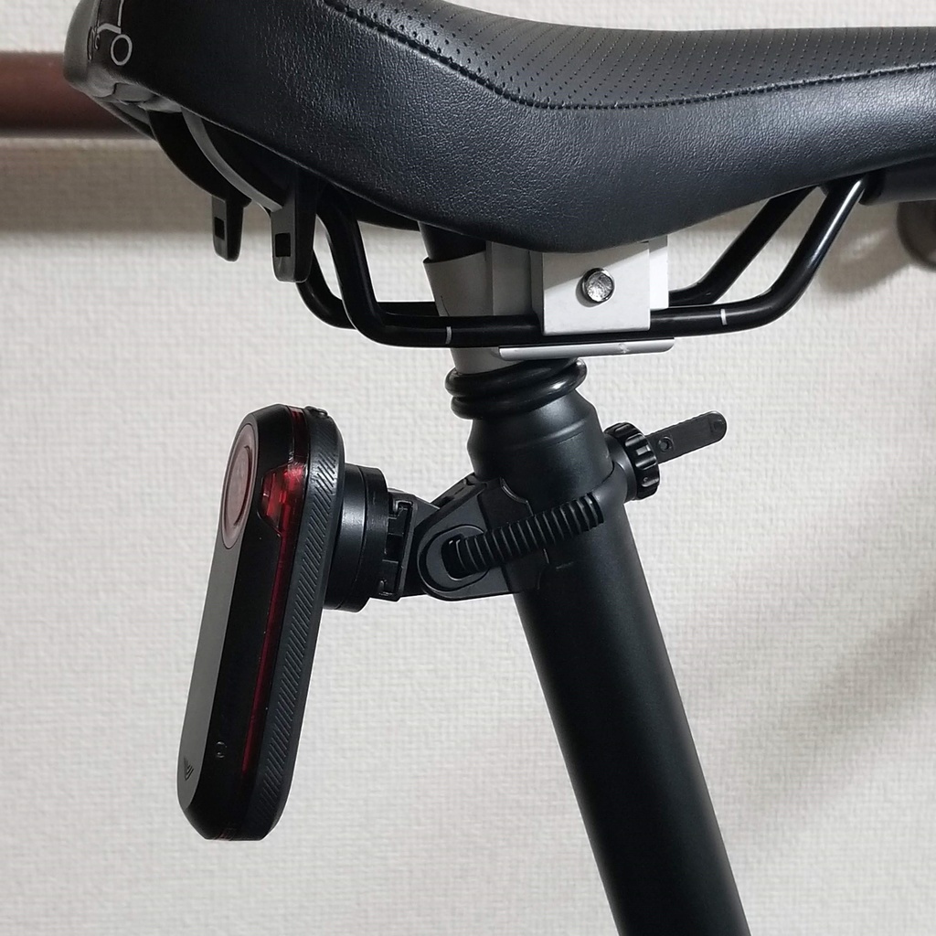 サイコン用CATEYEテールライト変換アダプター