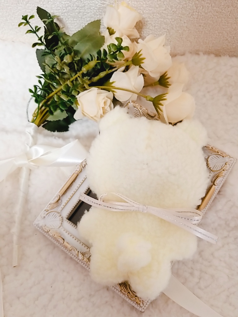 白色くま✕茶リボン🐻ぬい服